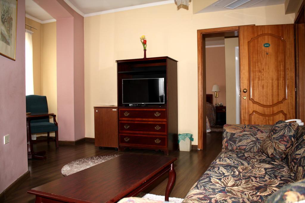 Hotel Regency Korce Exterior foto